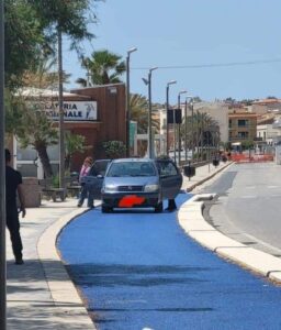 Ma il segnale di parcheggio c’è!