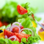 Colesterolo alto: tutti i sintomi a cui fare attenzione e la dieta tipo