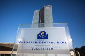 Bce: prospettive Pil ancora positive nel terzo trimestre