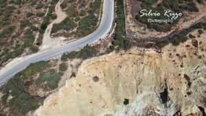 Chiusa per rischio frana l’area costiera del promontorio di Camarina