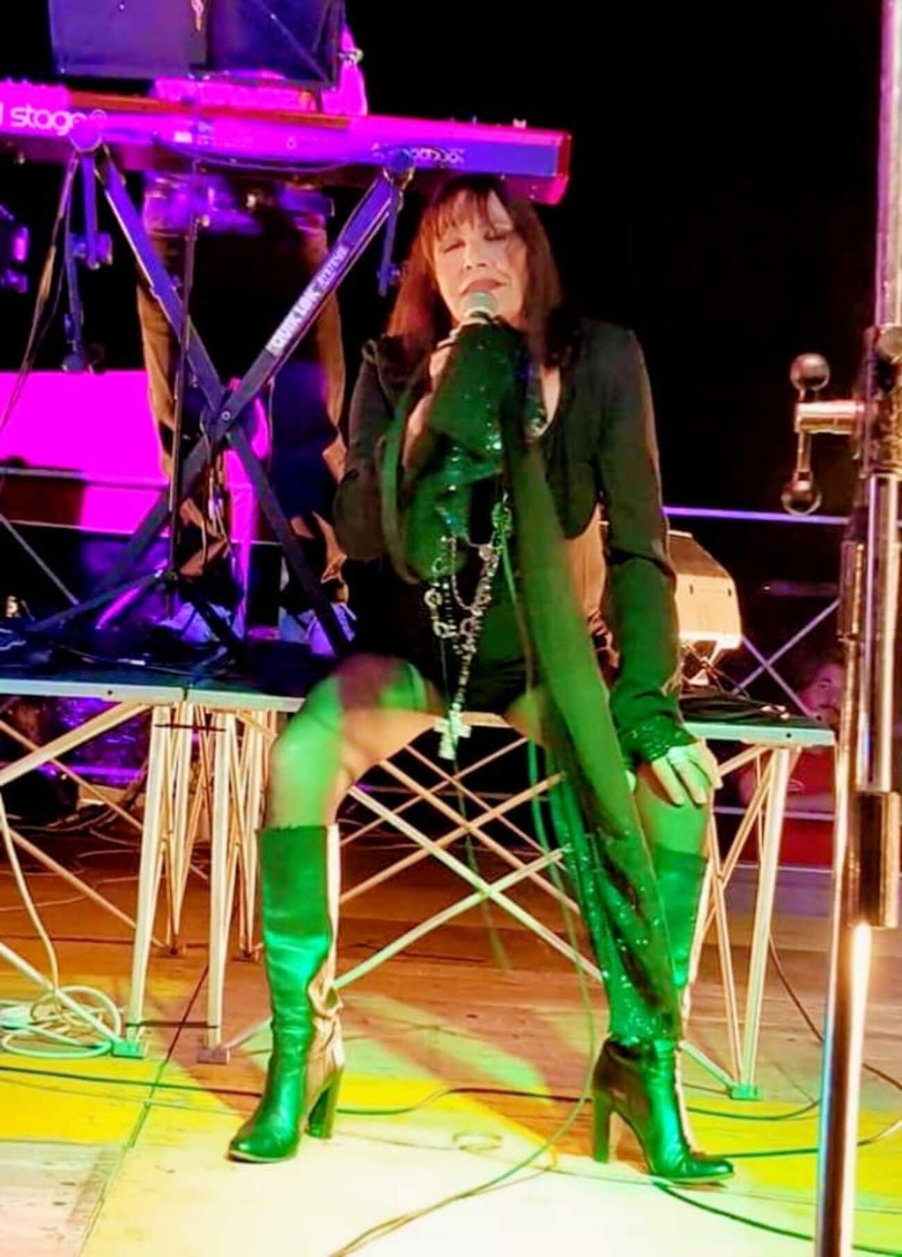 Viola Valentino in concerto a Ispica