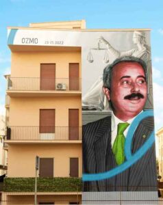 Falcone: a Trapani il murale dello street artist Ozmo