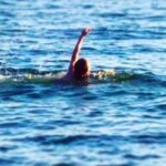 Mamma e figlio rischiano di annegare a Punta Secca: salvati