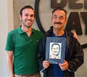 Nicola Savino nel ritratto di Claudio D'Angelo