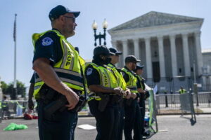 Corte suprema Usa abolisce sentenza sul diritto all'aborto