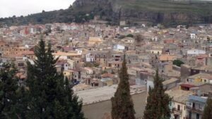 Incidente lavoro: si spezza cavo, 2 operai feriti a Corleone