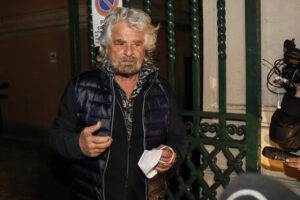 M5s: Grillo arrivato a Roma, Ã¨ all'hotel Forum