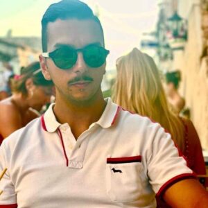 Moto contro auto a Ragusa, muore un giovane