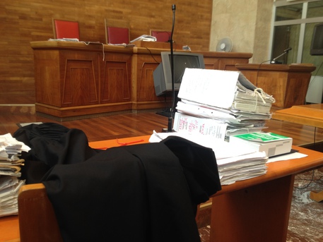 Bimbo morto a Modica: ergastolo a madre e al patrigno Bimbo morto a Modica: ergastolo a madre e al patrigno