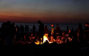Una tredicenne in coma etilico dopo la festa in spiaggia