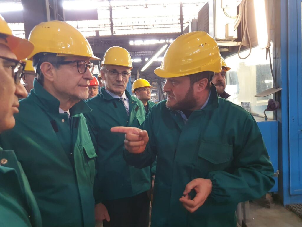 Piombo, zinco e acciaio fermi in Sicilia: le aziende aprono la cig