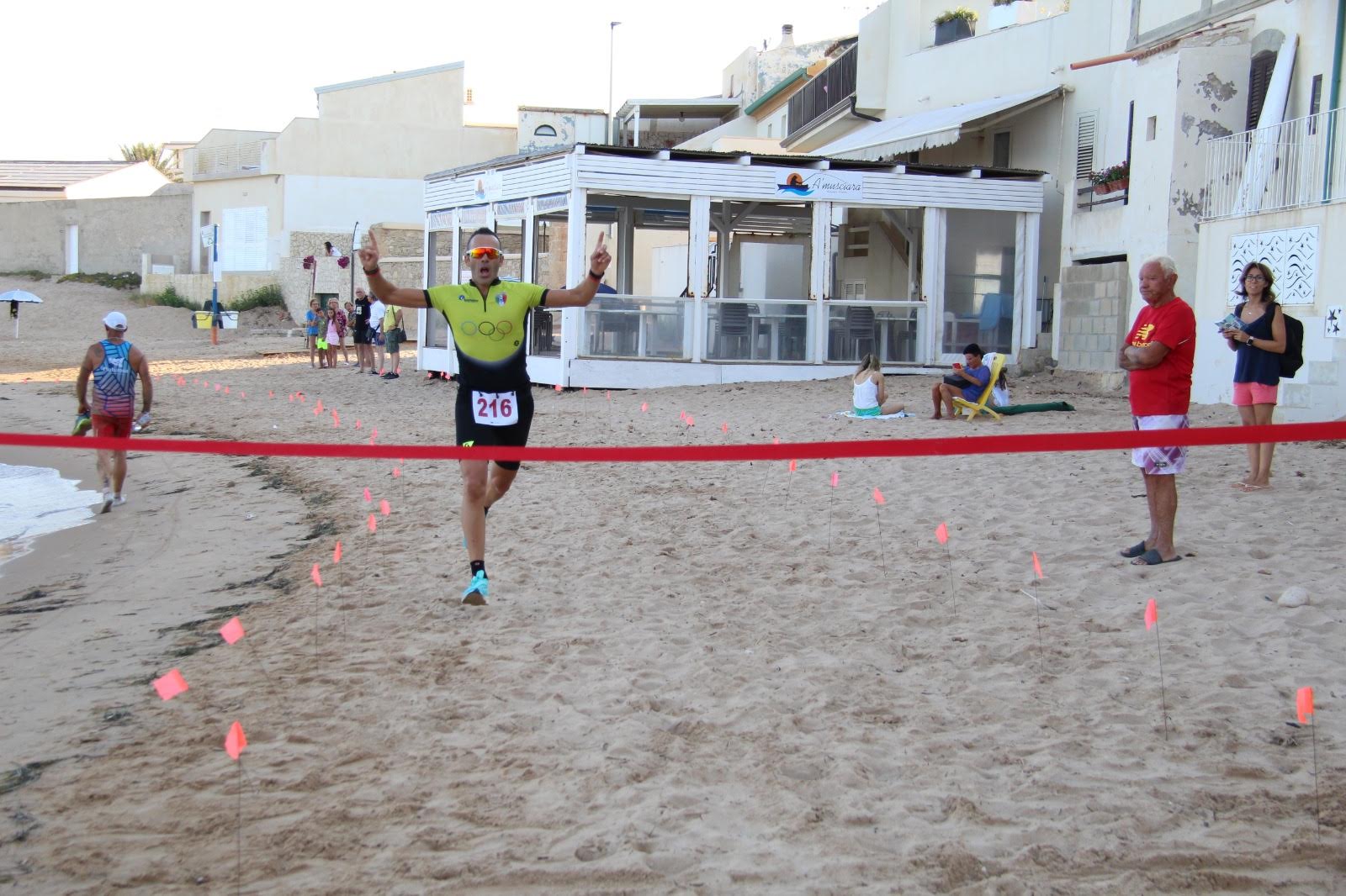 Maratona la Filippide, fanno festa Foti e la Suizzo. FOTO