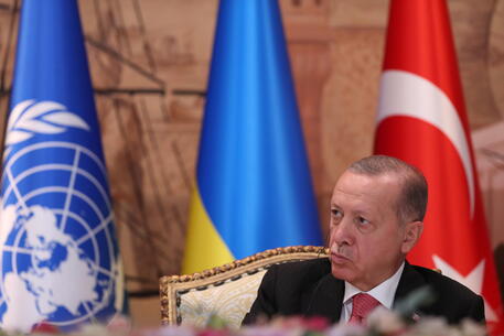 Erdogan arrivato a Leopoli, vedrà  Zelensky e Guterres