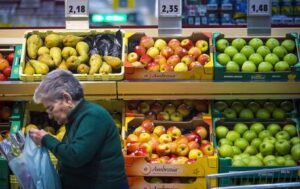 Milano più cara per spesa cibo, a Napoli si spende la metÃ