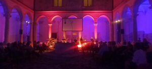 IsulaFest a Modica, prima serata con gli Helmet Project