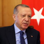 Erdogan, Mosca restituisca la Crimea all'Ucraina