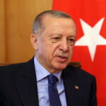 Erdogan, Mosca restituisca la Crimea all'Ucraina