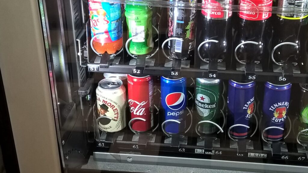 La mia estate a Marina di Ragusa, in affitto sopra il distributore di birre