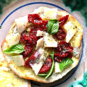 Il Pane "cunzato" alla siciliana