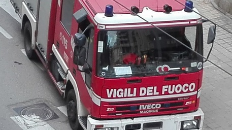 Esplosione su rimorchiatore a Crotone, tre morti e un ferito