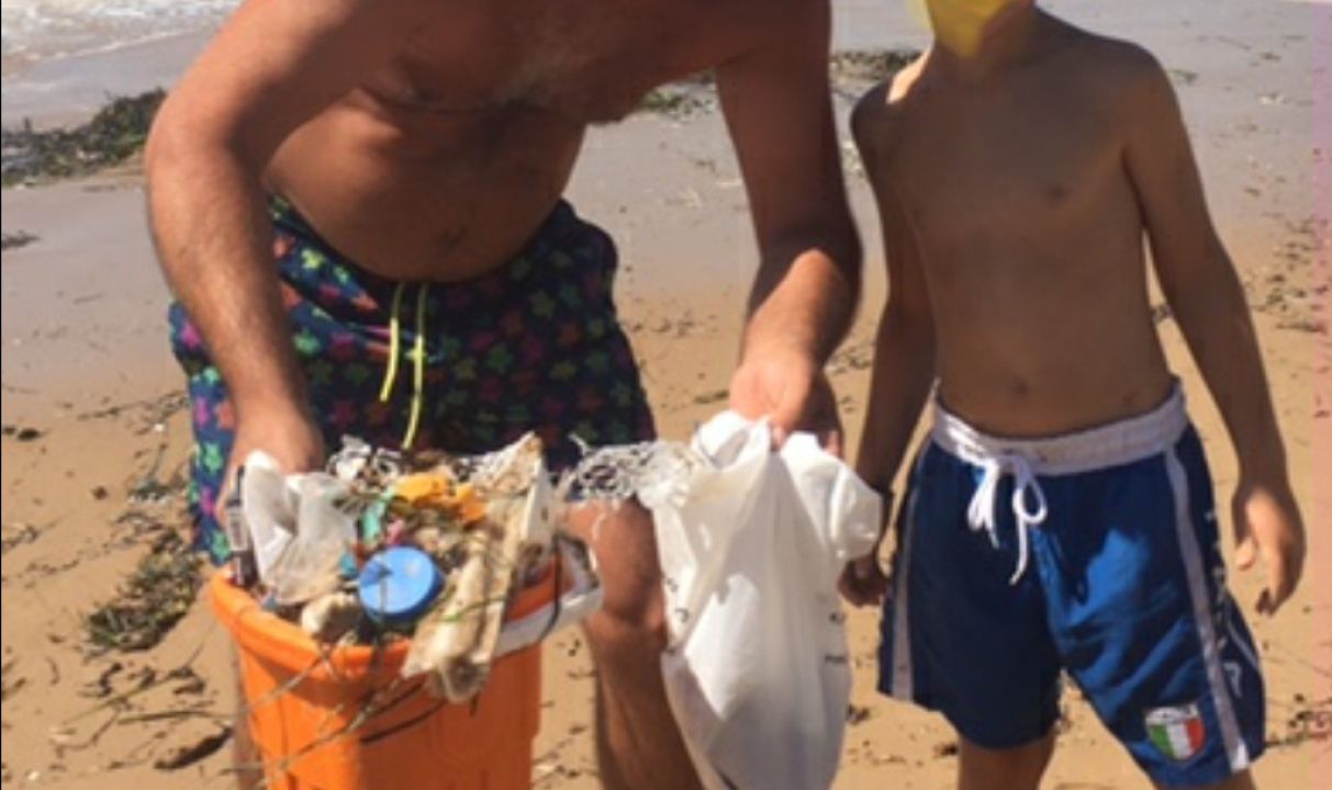 Emigrati comisani a Punta Secca: «Non vediamo l’ora di tornare in Belgio»