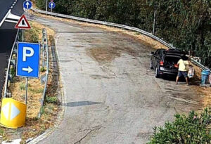 Rifiuti:lasciati in piazzole A18 e A20,già decine le denunce