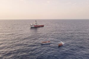 Due ragazzini morti di sete su un barcone al largo di Malta