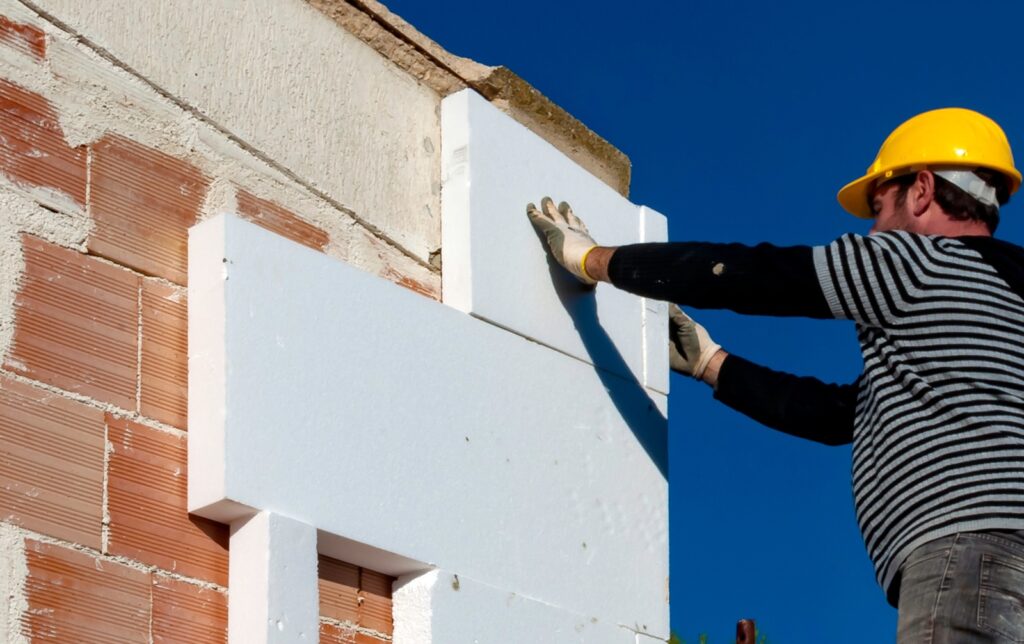 Bonus 110% e crisi, se i cantieri si fermano pagano i condomini?