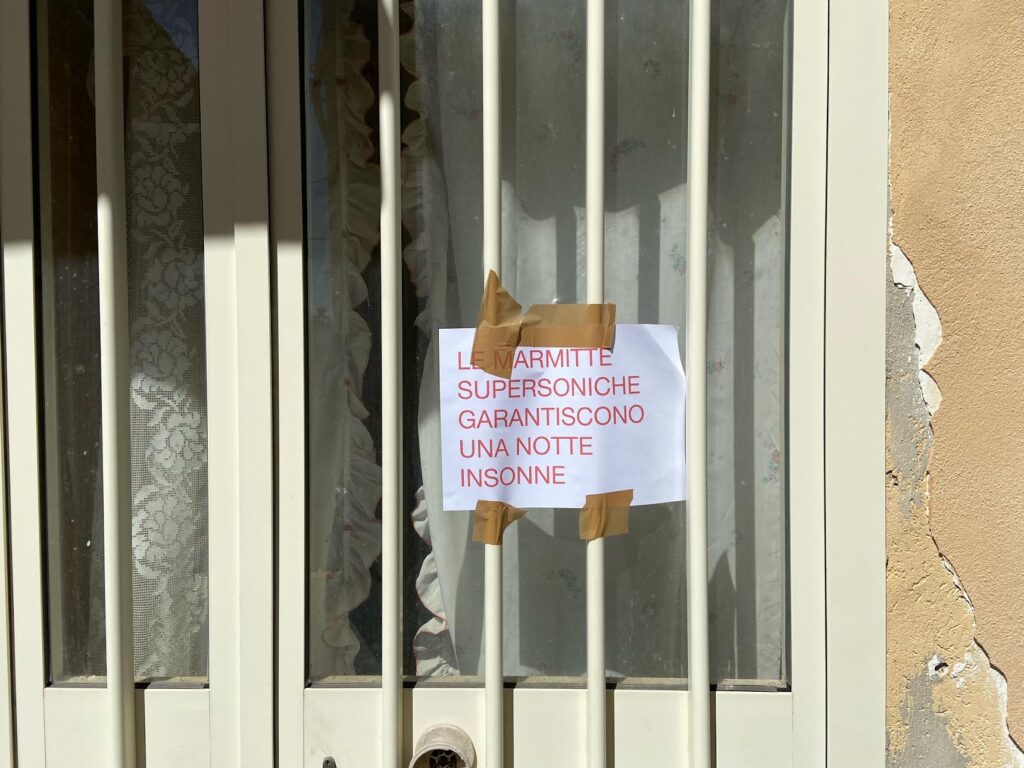 Scoperte marmitte supersoniche in via Pizzo a Modica Alta! FOTO