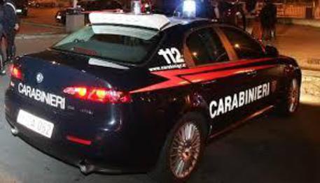 Rapina a colpi di pistola nel Reggiano, un ferito