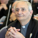 Caro bollette, campanili spenti, cardinal Zuppi: 'Chiesa &egrave; tua, non c'&egrave; Pan