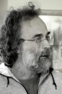 Lo scrittore e animatore culturale parla del suo nuovo libro a Ragusanews