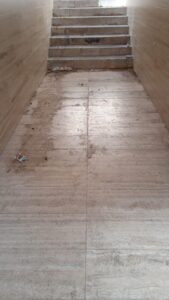 La piazza di spaccio nel sottopassaggio, a Ragusa