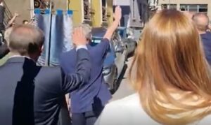Saluto romano a funerale, aperta inchiesta esplorativa