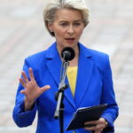 Von der Leyen, siamo a democrazia contro autocrazia