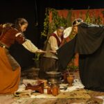 Teatro, le streghe in scena al chiostro di Modica