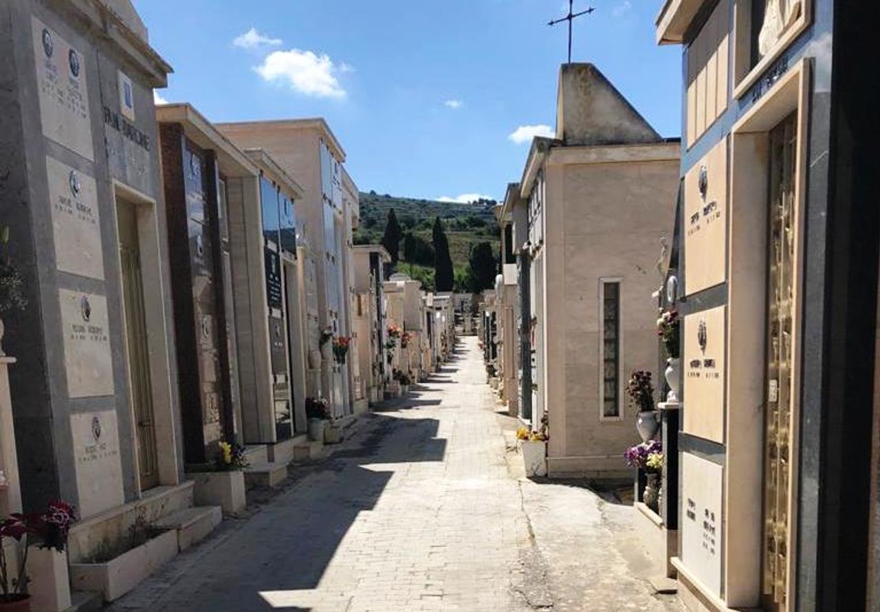 Peculato, assolto dal tribunale di Ragusa il custode del cimitero di Comiso