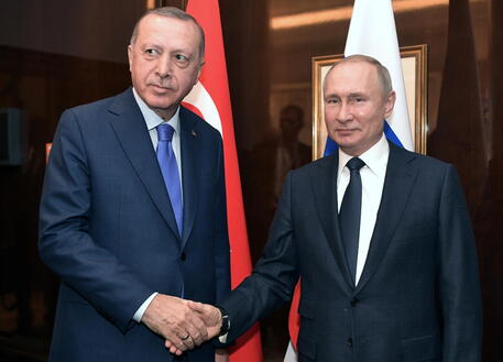 Ankara, domani incontro Erdogan-Putin ad Astana Ankara, domani incontro Erdogan-Putin ad Astana