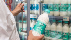 Latte a 2 euro al litro, per colpa della crisi energetica