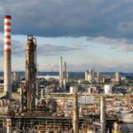 Lukoil, un mese per salvare raffineria