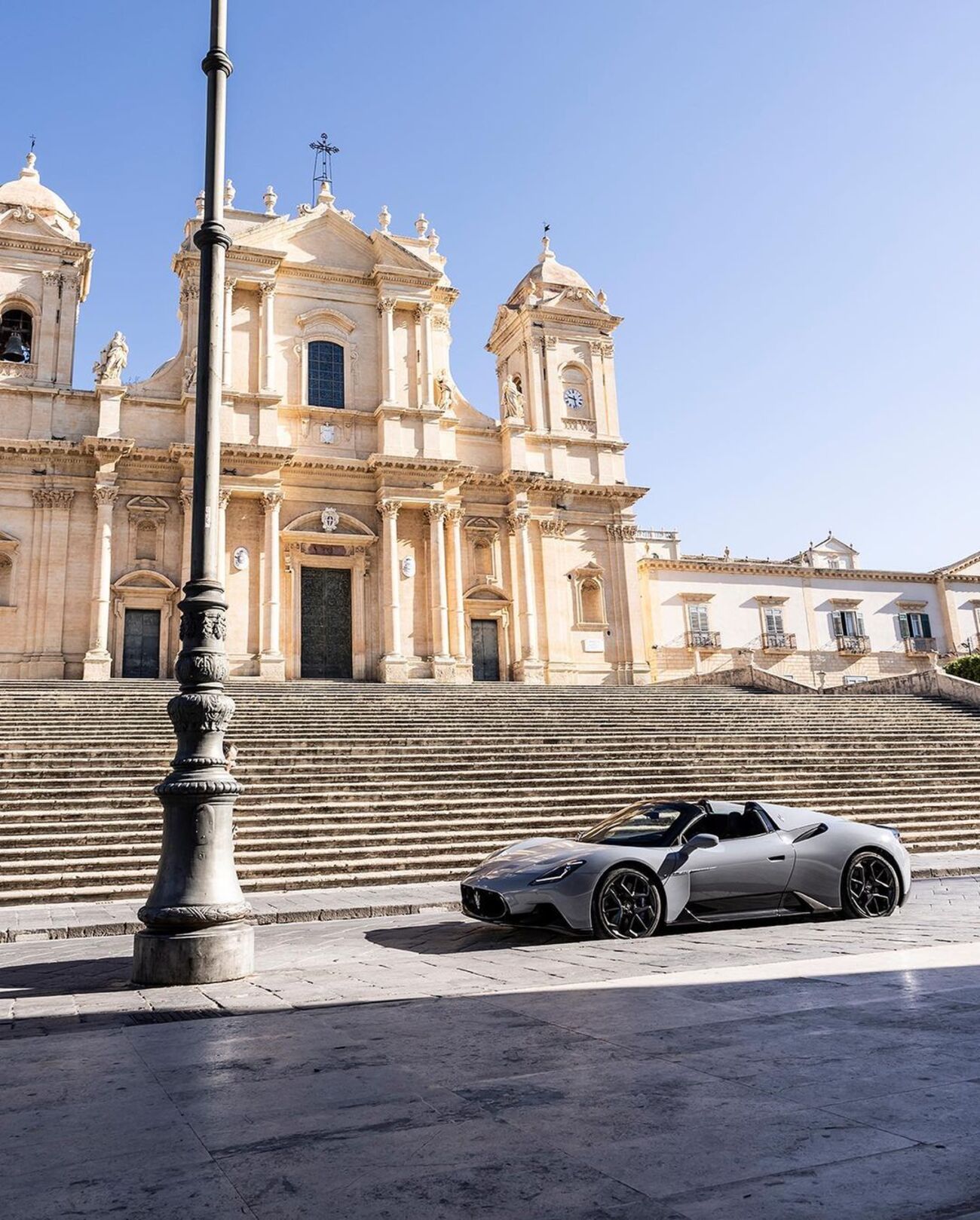 Ecco il grande spot di Maserati per il Val di Noto. FOTO. VIDEO Ecco il grande spot di Maserati per il Val di Noto. FOTO. VIDEO