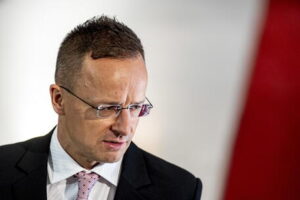 Ungheria, ottenuta esenzione a price cap su petrolio russo