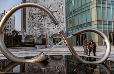 Borsa: Shanghai apre a +1,16%, Shenzhen a +1,29%