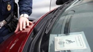 Scicli, usava contrassegno auto disabili di parente all'ospizio