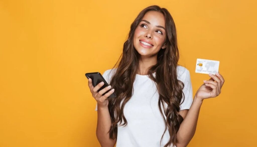 Ai commercianti costa di pi&ugrave; il contante che bancomat