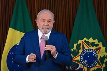 Biden, ‘sostegno incrollabile’ a Lula, lo invita negli Usa