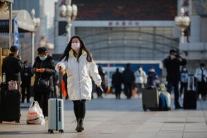 Covid: Cina, stop a visti transito a Corea Sud e Giappone