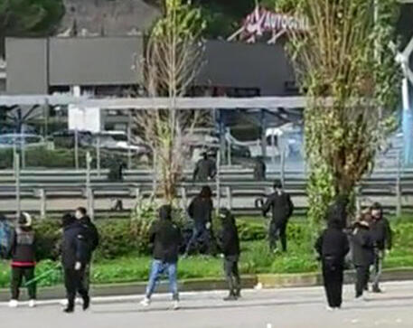 Scontri tifosi: nove indagati, anche per attentato trasporti