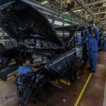 Cina: +3% Pil nel 2022, minimi da 40 anni