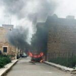 A fuoco una Fiat Uno a Santa Croce Camerina